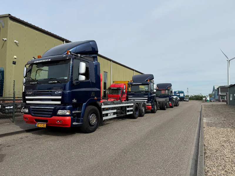 DAF CF 85 CF85-360 6X2 FAN 3 X IN STOCK TOP CONDITION NL TRUCKS - Şasi kamyon: fotoğraf 1 DAF CF 85 CF85-360 6X2 FAN 3 X IN STOCK TOP CONDITION NL TRUCKS - Şasi kamyon: fotoğraf 1