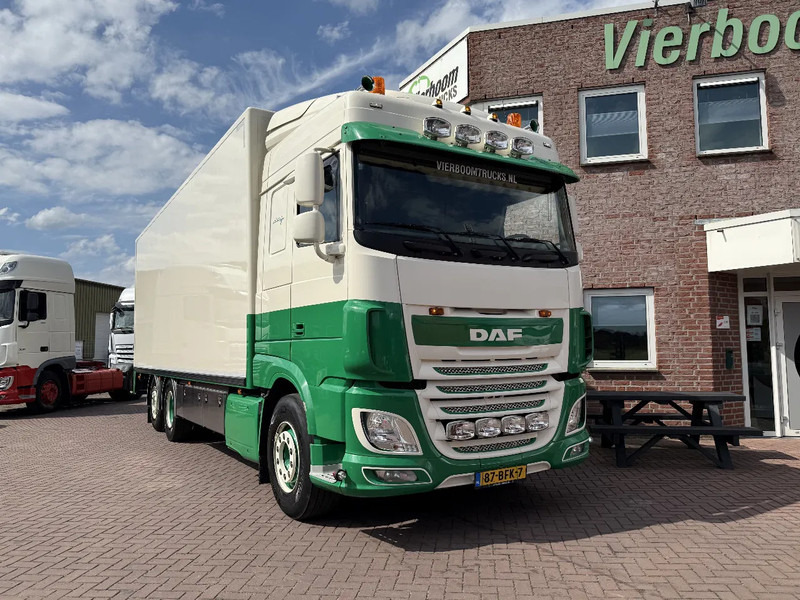 DAF XF 460 6x2 SPACECAB "SWARTJES" OPBOUW 3000KG LAADKLEP EURO6 TOPSTAAT - Kapalı kasa kamyon: fotoğraf 1 DAF XF 460 6x2 SPACECAB "SWARTJES" OPBOUW 3000KG LAADKLEP EURO6 TOPSTAAT - Kapalı kasa kamyon: fotoğraf 1