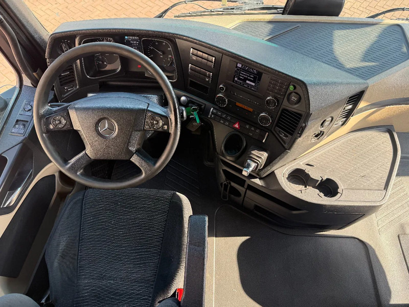 Mercedes-Benz Actros Actros 2542LL 6X2 BDF / ACC / AHK/ TUV 8-2026 / NL TRUCK - Konteynır taşıyıcı/ Yedek karoser kamyon: fotoğraf 5 Mercedes-Benz Actros Actros 2542LL 6X2 BDF / ACC / AHK/ TUV 8-2026 / NL TRUCK - Konteynır taşıyıcı/ Yedek karoser kamyon: fotoğraf 5