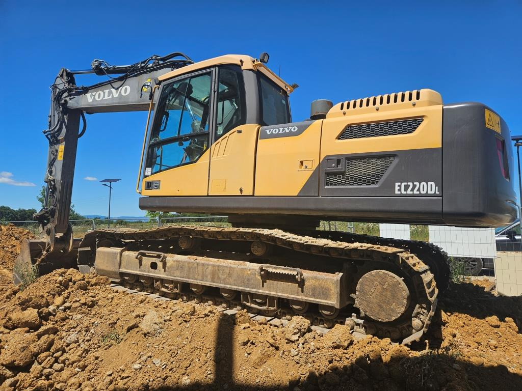VOLVO EC 220 DL - Paletli ekskavatör: fotoğraf 2 VOLVO EC 220 DL - Paletli ekskavatör: fotoğraf 2