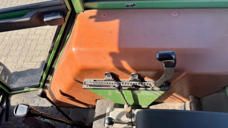 Fendt Farmer 308 LS - Traktör: fotoğraf 3 Fendt Farmer 308 LS - Traktör: fotoğraf 3