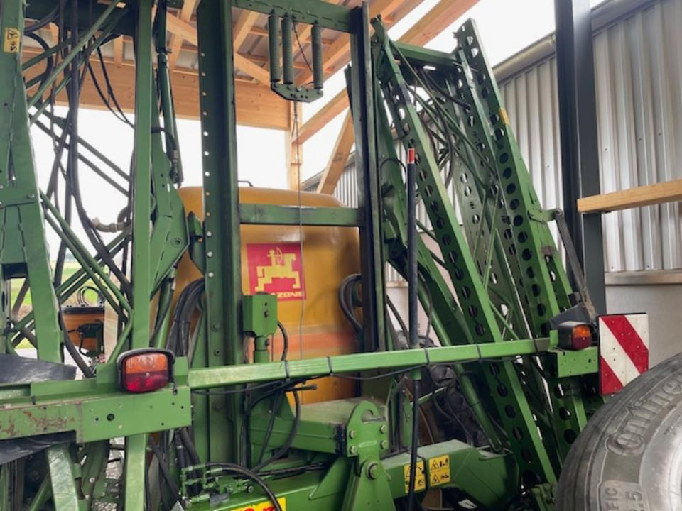 Amazone UG 3000 - Çekilir pülverizatör: fotoğraf 5 Amazone UG 3000 - Çekilir pülverizatör: fotoğraf 5