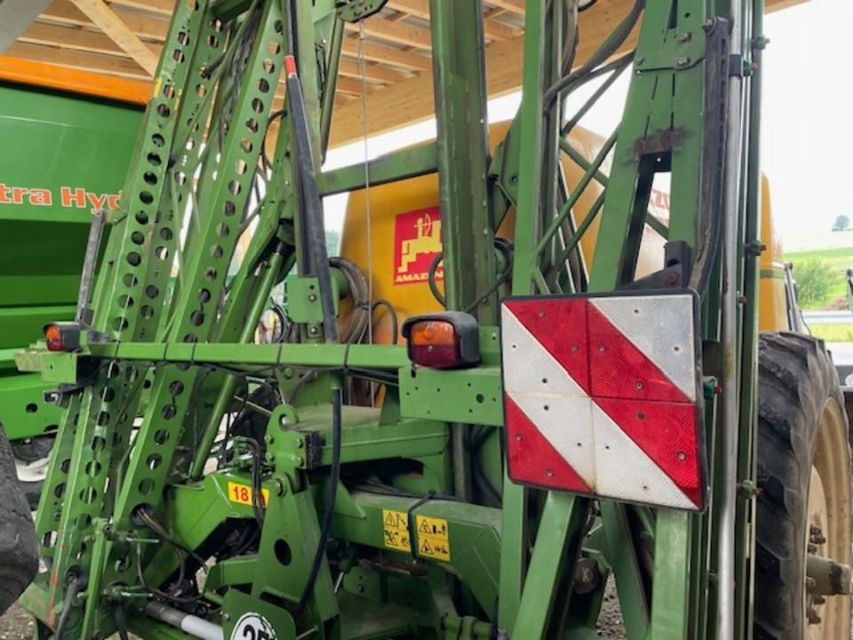 Amazone UG 3000 - Çekilir pülverizatör: fotoğraf 3 Amazone UG 3000 - Çekilir pülverizatör: fotoğraf 3