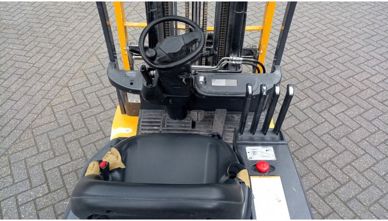 TCM FTB20-7 - Elektrikli forklift: fotoğraf 4 TCM FTB20-7 - Elektrikli forklift: fotoğraf 4