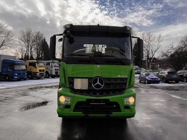 Mercedes-Benz Arocs 2643 Mit Meiller Abrollkipper Top - Kancalı yükleyici kamyon: fotoğraf 2 Mercedes-Benz Arocs 2643 Mit Meiller Abrollkipper Top - Kancalı yükleyici kamyon: fotoğraf 2