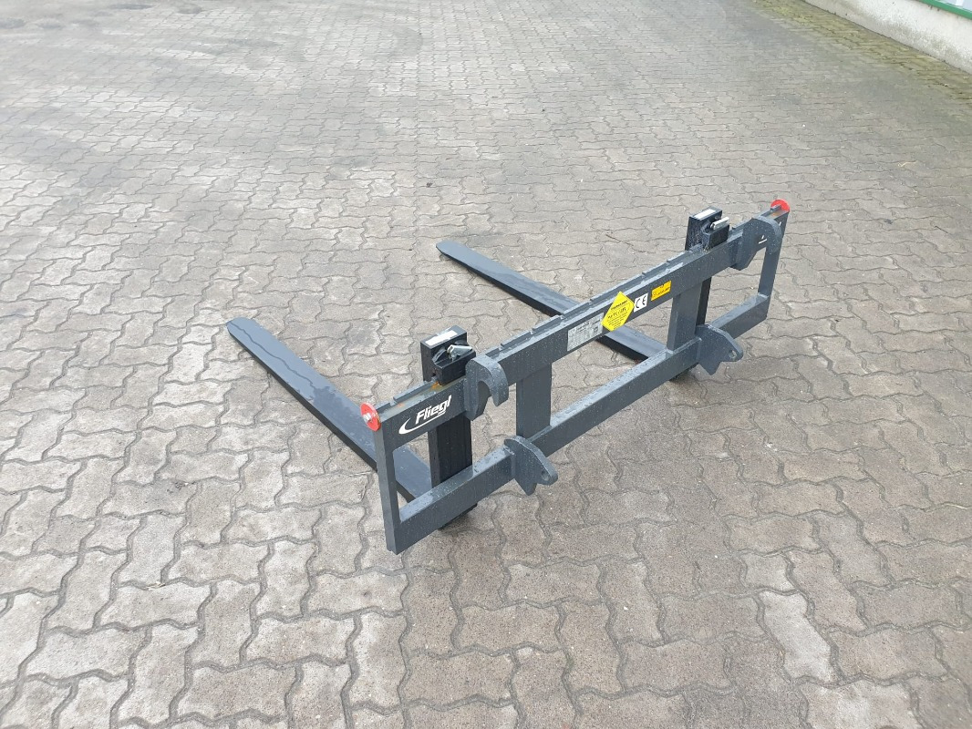 Fliegl Staplergabel Robust - Çatalları: fotoğraf 5 Fliegl Staplergabel Robust - Çatalları: fotoğraf 5