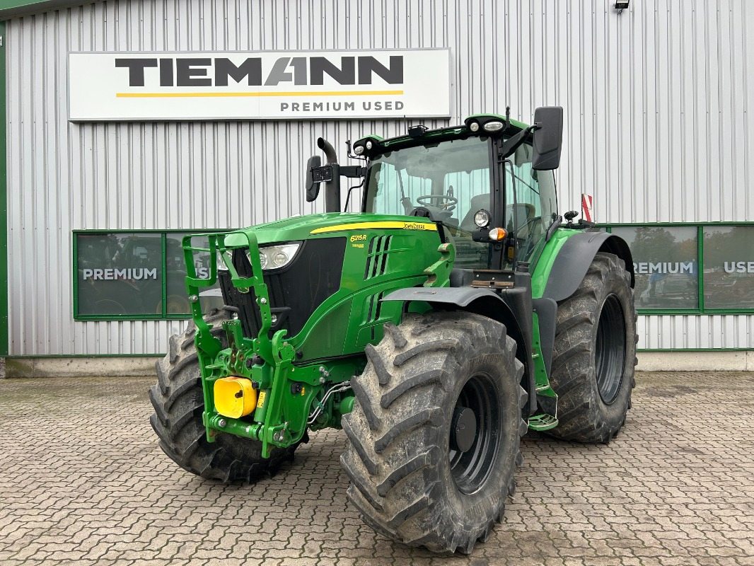 John Deere 6215R - Traktör: fotoğraf 1 John Deere 6215R - Traktör: fotoğraf 1