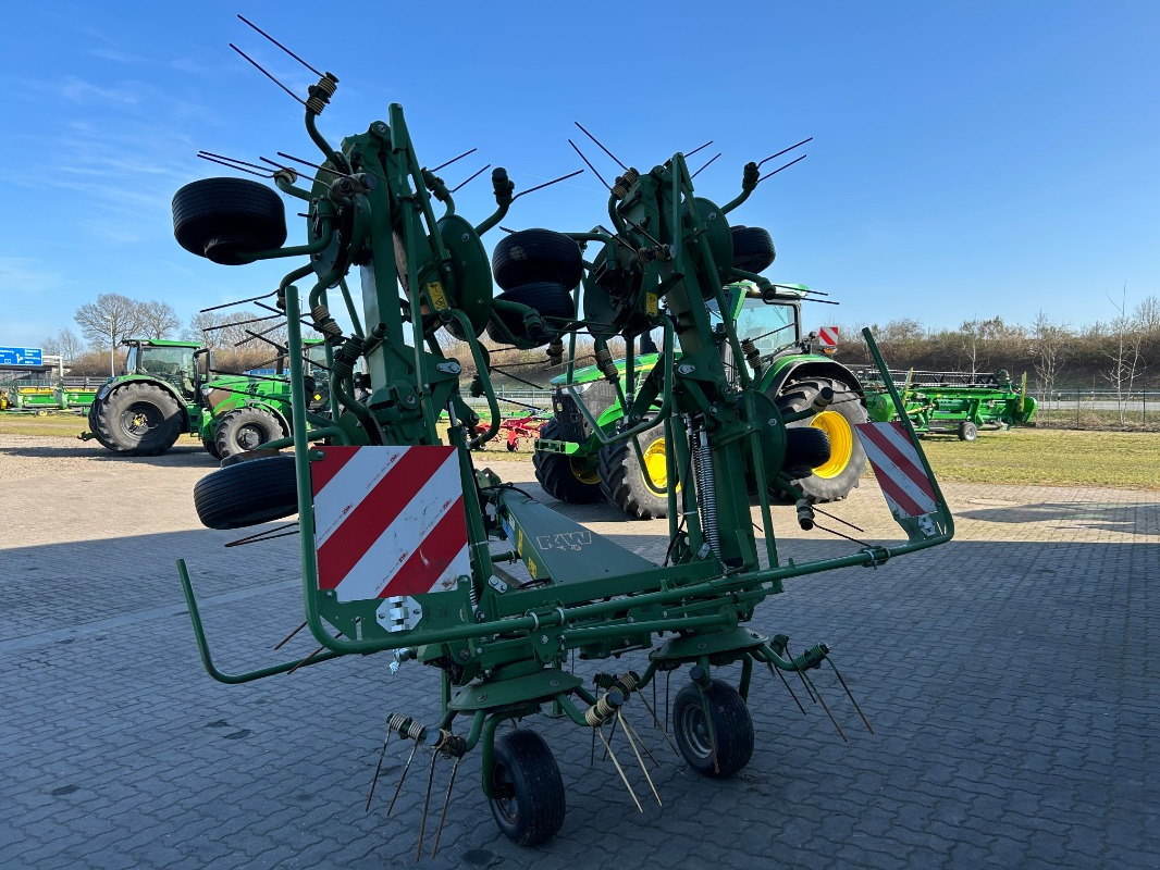 Krone KW 7.92 - Ot toplama tırmığı: fotoğraf 3 Krone KW 7.92 - Ot toplama tırmığı: fotoğraf 3