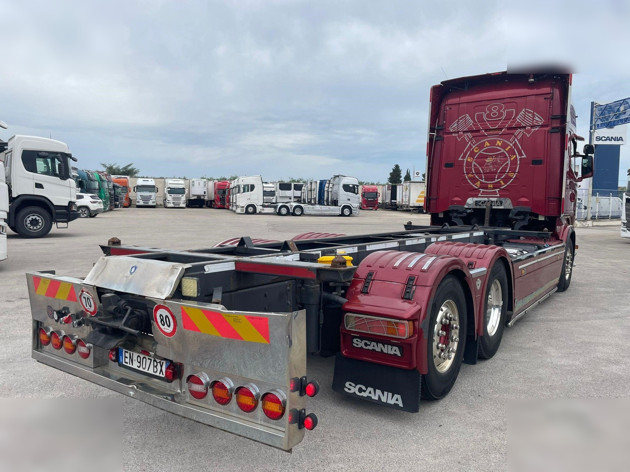SCANIA R560 - Konteynır taşıyıcı/ Yedek karoser kamyon: fotoğraf 2 SCANIA R560 - Konteynır taşıyıcı/ Yedek karoser kamyon: fotoğraf 2