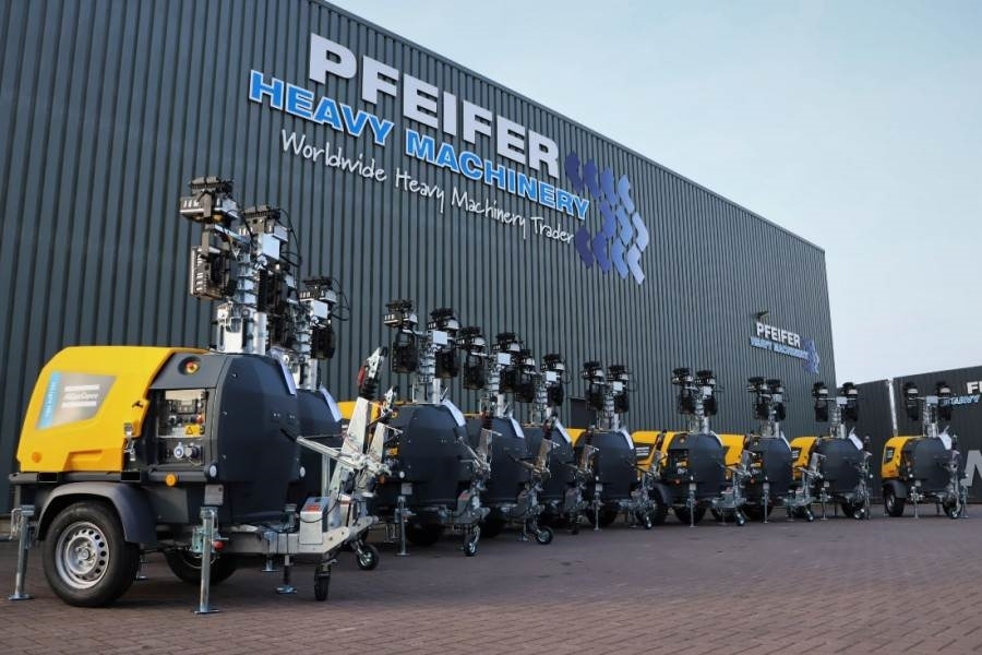 Atlas Copco Hilight H6+ Valid inspection, *Guarantee! Max Boom - Aydınlatma kulesi: fotoğraf 1 Atlas Copco Hilight H6+ Valid inspection, *Guarantee! Max Boom - Aydınlatma kulesi: fotoğraf 1