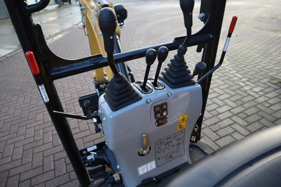 CAT 300.9D NEW, Valid inspection, *Guarantee! Hydr Qui - Mini ekskavatör: fotoğraf 5 CAT 300.9D NEW, Valid inspection, *Guarantee! Hydr Qui - Mini ekskavatör: fotoğraf 5