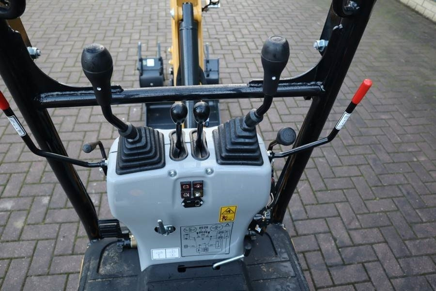CAT 300.9D NEW, Valid inspection, *Guarantee! Hydr Qui - Mini ekskavatör: fotoğraf 3 CAT 300.9D NEW, Valid inspection, *Guarantee! Hydr Qui - Mini ekskavatör: fotoğraf 3