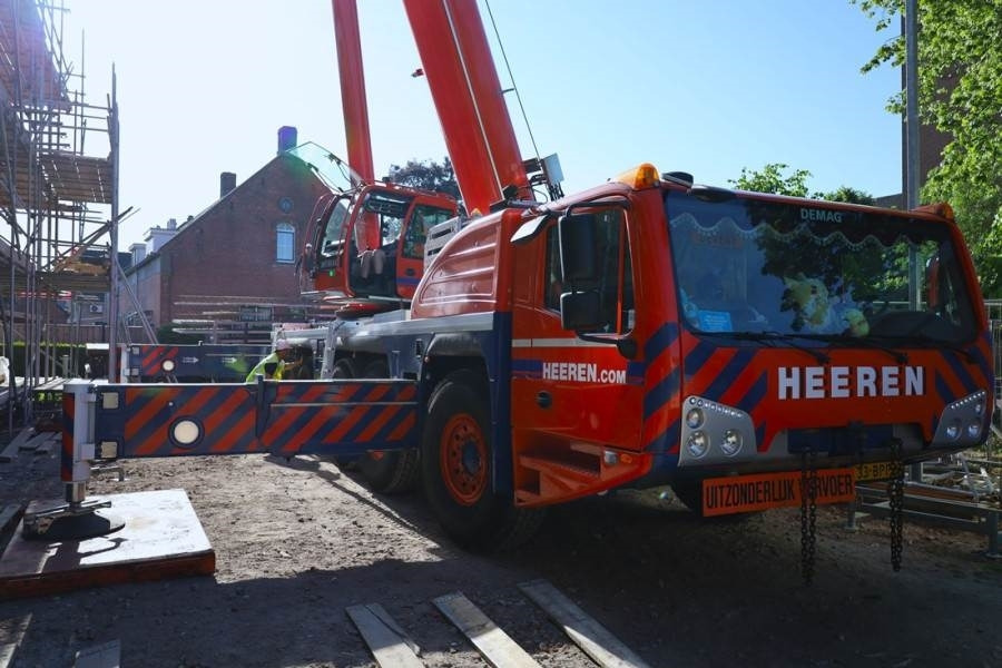 Demag AC220-5 Dutch Registration, 10x6x10, 220t Capacity - All-terrain vinç: fotoğraf 1 Demag AC220-5 Dutch Registration, 10x6x10, 220t Capacity - All-terrain vinç: fotoğraf 1