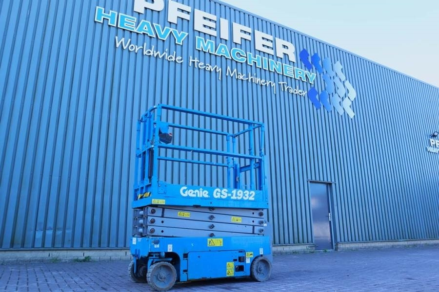Genie GS1932 Electric, Working Height 7.8 m, 227kg Capac - Makasli platform: fotoğraf 1 Genie GS1932 Electric, Working Height 7.8 m, 227kg Capac - Makasli platform: fotoğraf 1