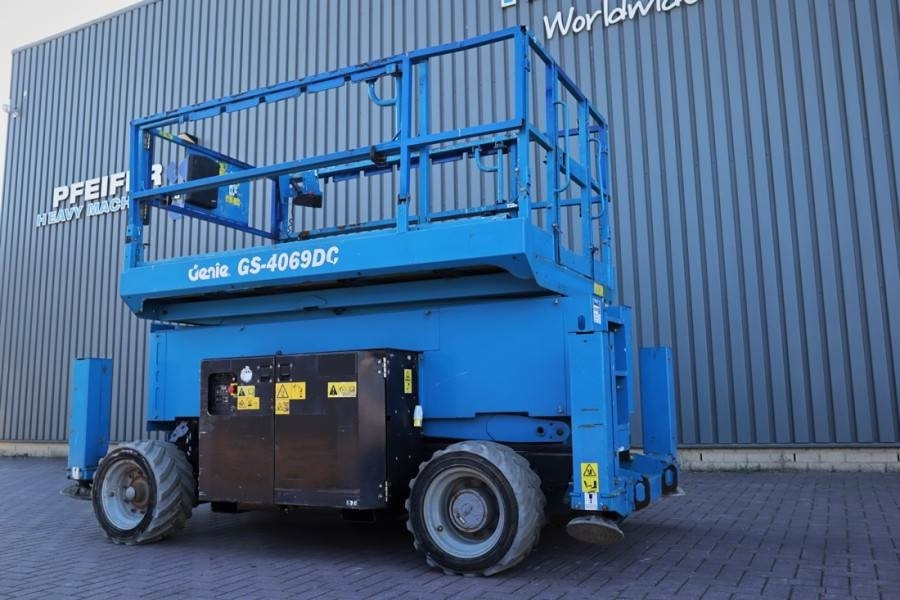 Genie GS4069DC Electric, 14m Working Height, 363kg Capac  finansal kiralama Genie GS4069DC Electric, 14m Working Height, 363kg Capac: fotoğraf 10