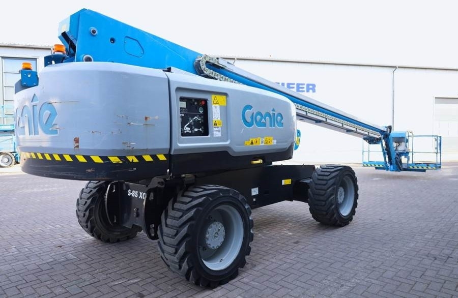 Teleskopik platform Genie S85XC Valid inspection, *Guarantee! Diesel, 4x4 Dr: fotoğraf 9