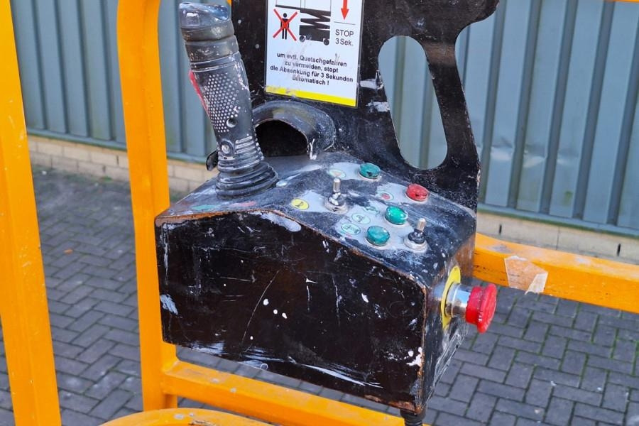 Haulotte Compact 10 Electric, 10m Working Height, 450kg Cap - Makasli platform: fotoğraf 4 Haulotte Compact 10 Electric, 10m Working Height, 450kg Cap - Makasli platform: fotoğraf 4