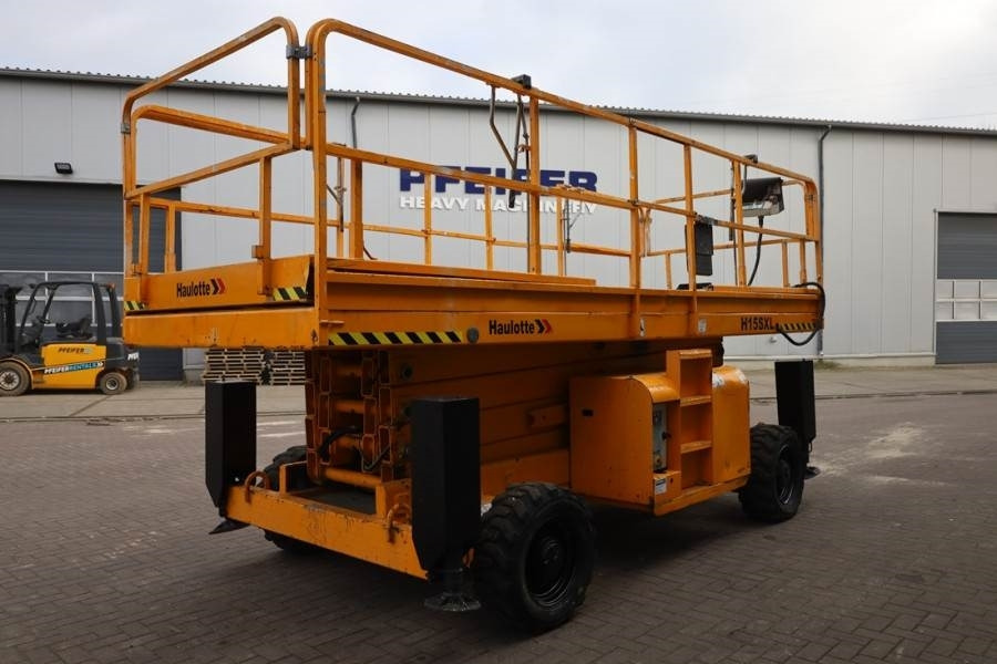Haulotte H15SXL Diesel, 4x4 Drive, 15m Working Height, 500k - Makasli platform: fotoğraf 3 Haulotte H15SXL Diesel, 4x4 Drive, 15m Working Height, 500k - Makasli platform: fotoğraf 3