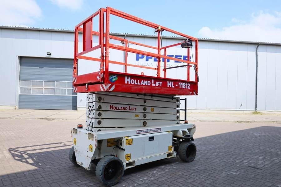 Holland Lift Ecostar HL-11812 Electric, 14m Working Height, 300 - Makasli platform: fotoğraf 2 Holland Lift Ecostar HL-11812 Electric, 14m Working Height, 300 - Makasli platform: fotoğraf 2