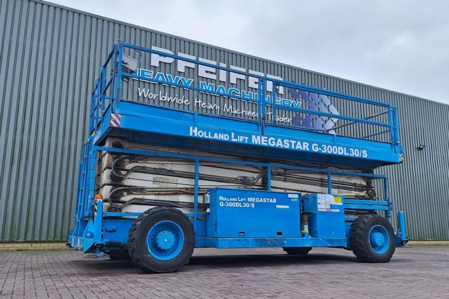 Holland Lift Megastar G-300DL30/S Diesel, 4x4x4 Drive, 33.5m Wo - Makasli platform: fotoğraf 1 Holland Lift Megastar G-300DL30/S Diesel, 4x4x4 Drive, 33.5m Wo - Makasli platform: fotoğraf 1