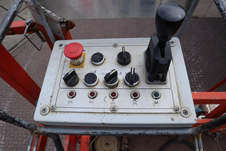 Liftlux SL320-30DS Diesel, 4x4 Drive, 34m Working Height, - Makasli platform: fotoğraf 4 Liftlux SL320-30DS Diesel, 4x4 Drive, 34m Working Height, - Makasli platform: fotoğraf 4