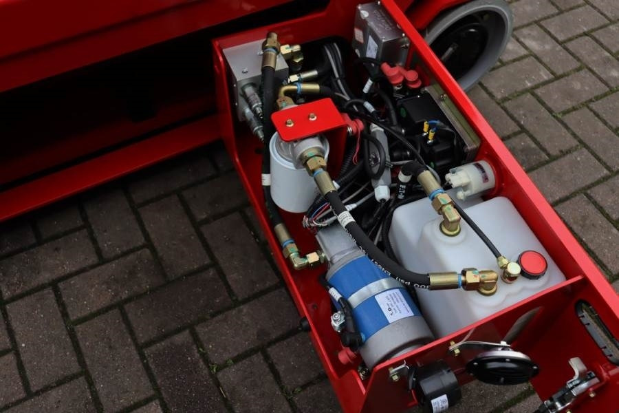 Makasli platform Magni ES0807EP New And Available Directly From Stock, El: fotoğraf 11 Makasli platform Magni ES0807EP New And Available Directly From Stock, El: fotoğraf 11