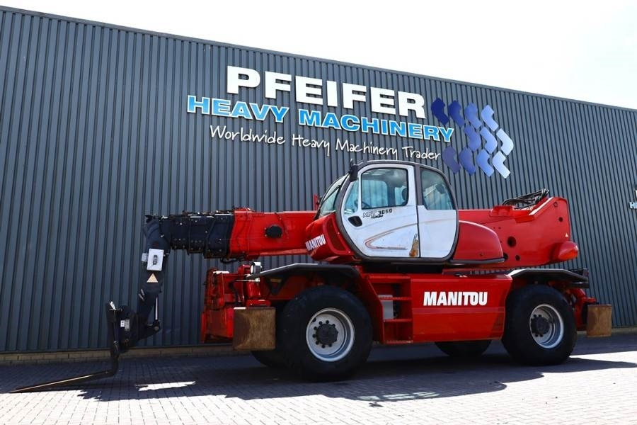 Manitou MRT3050 PRIVILEGE Diesel, 4x4 Drive And 4-Wheel St - Teleskopik yükleyici: fotoğraf 1 Manitou MRT3050 PRIVILEGE Diesel, 4x4 Drive And 4-Wheel St - Teleskopik yükleyici: fotoğraf 1