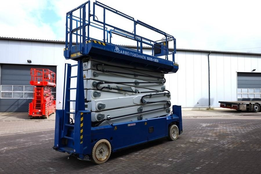 PB LIFT S225-12ES Electric, 22.5m Working Height, 450 - Makasli platform: fotoğraf 2 PB LIFT S225-12ES Electric, 22.5m Working Height, 450 - Makasli platform: fotoğraf 2