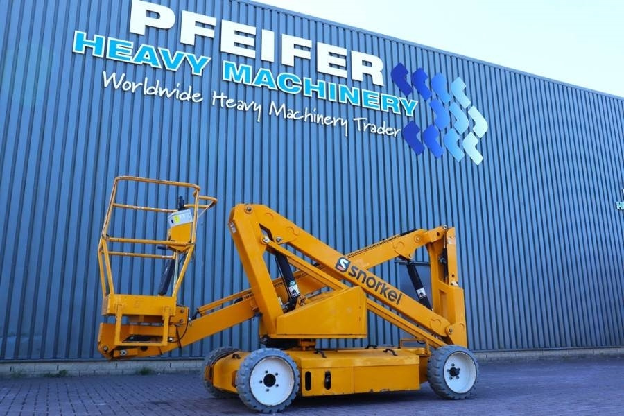 Snorkel A38E Electric, 13.5m Working Height, 6.1m Reach, 2 - Eklemli platform: fotoğraf 1 Snorkel A38E Electric, 13.5m Working Height, 6.1m Reach, 2 - Eklemli platform: fotoğraf 1