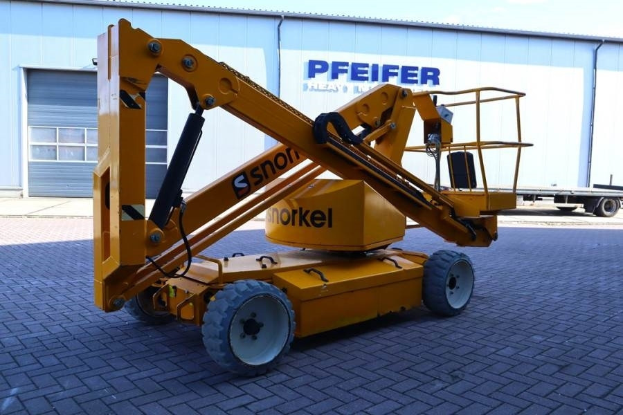 Snorkel A38E Electric, 13.5m Working Height, 6.1m Reach, 2 - Eklemli platform: fotoğraf 2 Snorkel A38E Electric, 13.5m Working Height, 6.1m Reach, 2 - Eklemli platform: fotoğraf 2