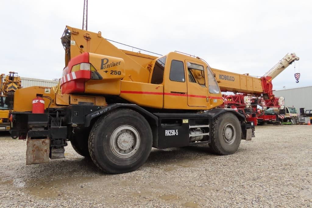 Kobelco RK 250-3 - Mobil vinç: fotoğraf 3 Kobelco RK 250-3 - Mobil vinç: fotoğraf 3