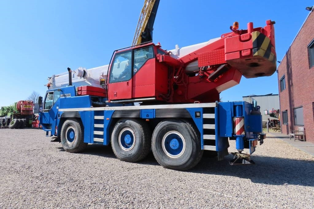 Liebherr LTM 1055-1 - All-terrain vinç: fotoğraf 4 Liebherr LTM 1055-1 - All-terrain vinç: fotoğraf 4