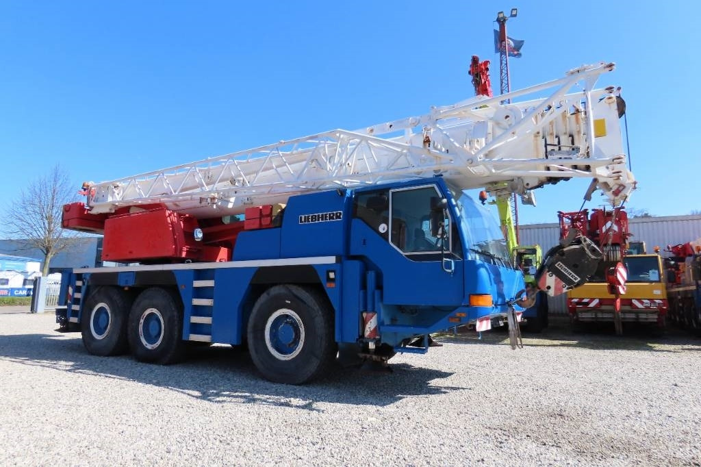 Liebherr LTM 1055-1 - All-terrain vinç: fotoğraf 2 Liebherr LTM 1055-1 - All-terrain vinç: fotoğraf 2