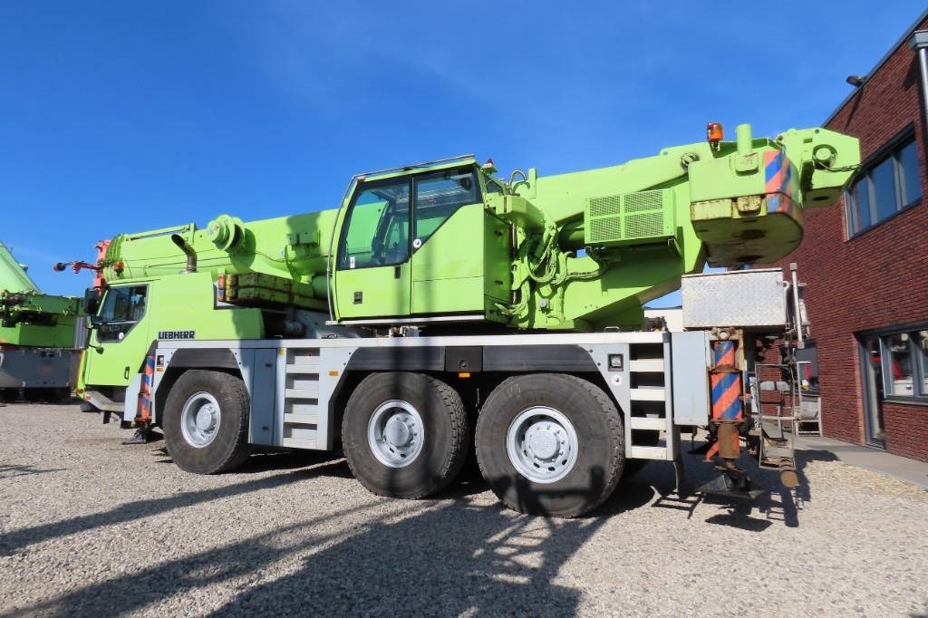 Liebherr LTM 1055-3.2 - All-terrain vinç: fotoğraf 4 Liebherr LTM 1055-3.2 - All-terrain vinç: fotoğraf 4