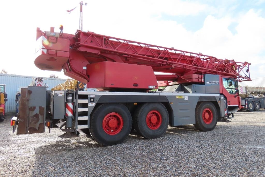 Liebherr LTM 1055-3.2 - All-terrain vinç: fotoğraf 3 Liebherr LTM 1055-3.2 - All-terrain vinç: fotoğraf 3