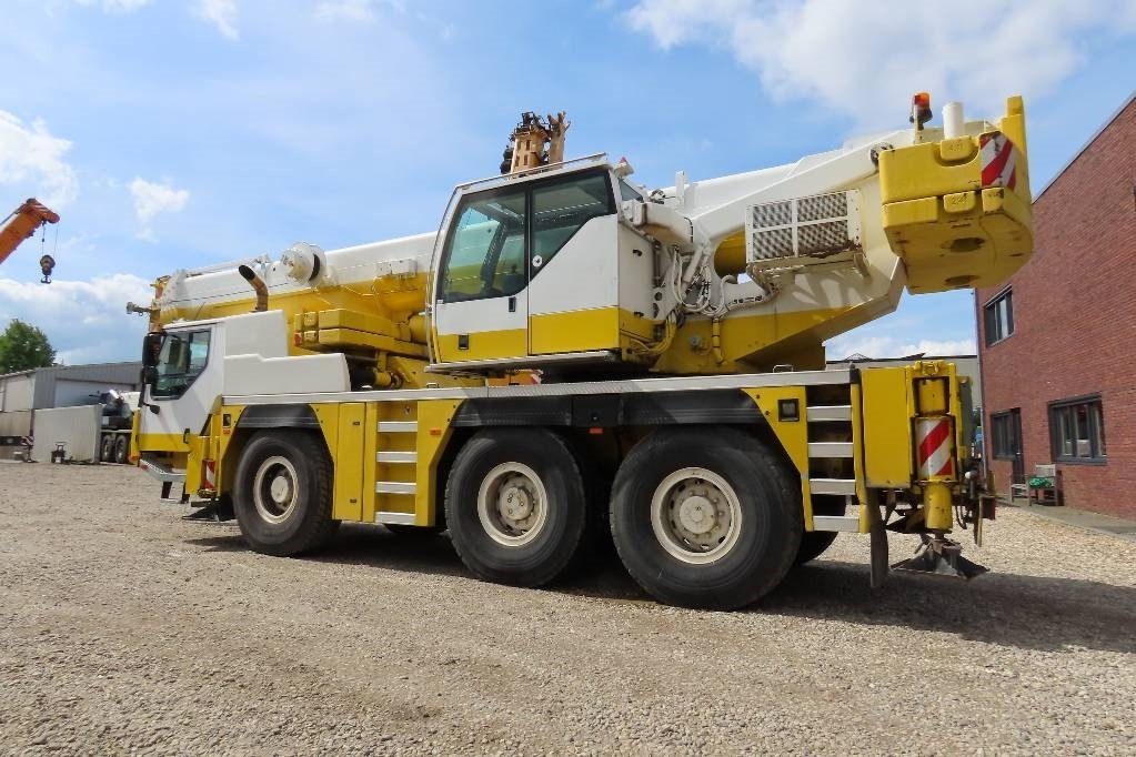 Liebherr LTM 1055-3.2 - All-terrain vinç: fotoğraf 4 Liebherr LTM 1055-3.2 - All-terrain vinç: fotoğraf 4