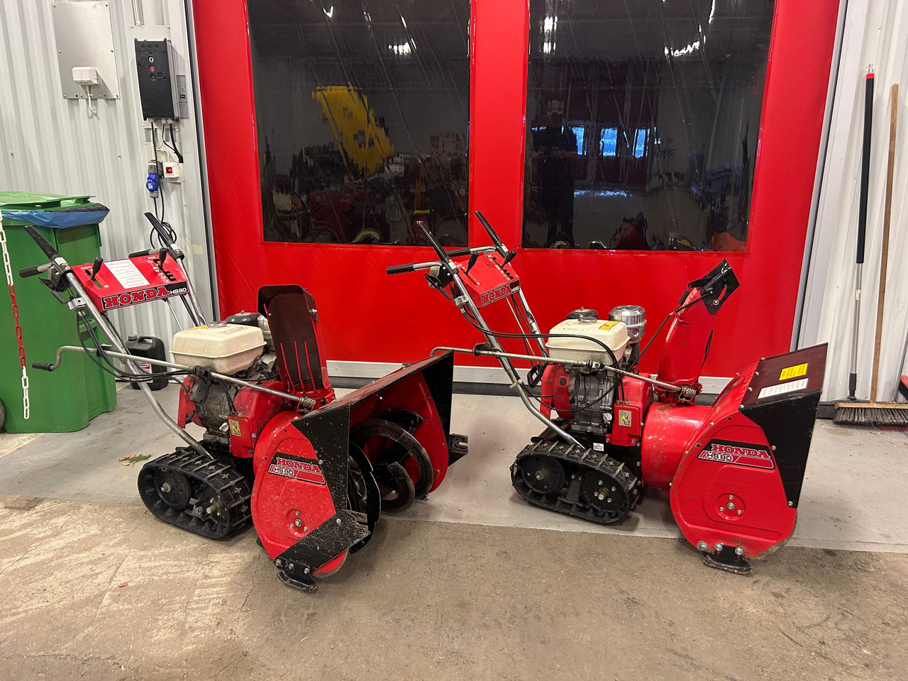 Honda HS80 - Kar püskürtme makinesi: fotoğraf 1 Honda HS80 - Kar püskürtme makinesi: fotoğraf 1