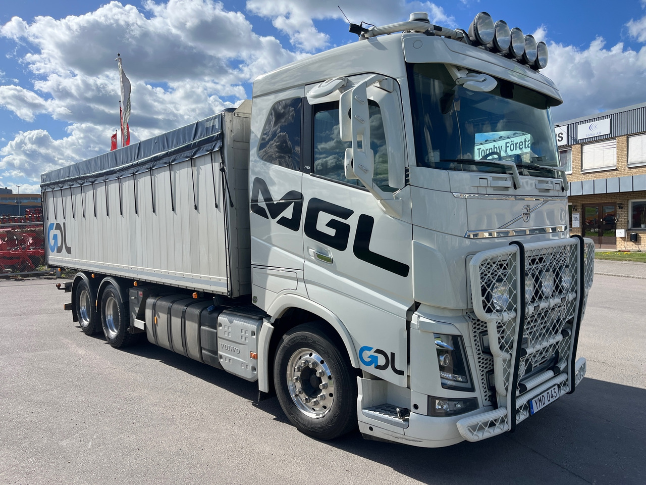 Volvo FH16 750 - Kamyon: fotoğraf 1 Volvo FH16 750 - Kamyon: fotoğraf 1