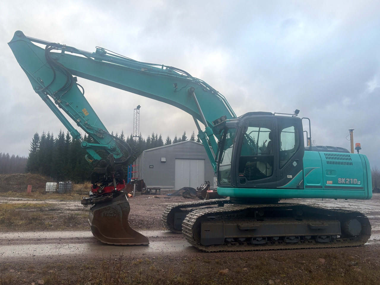 Kobelco SK210LC-9 - Ekskavatör: fotoğraf 1 Kobelco SK210LC-9 - Ekskavatör: fotoğraf 1