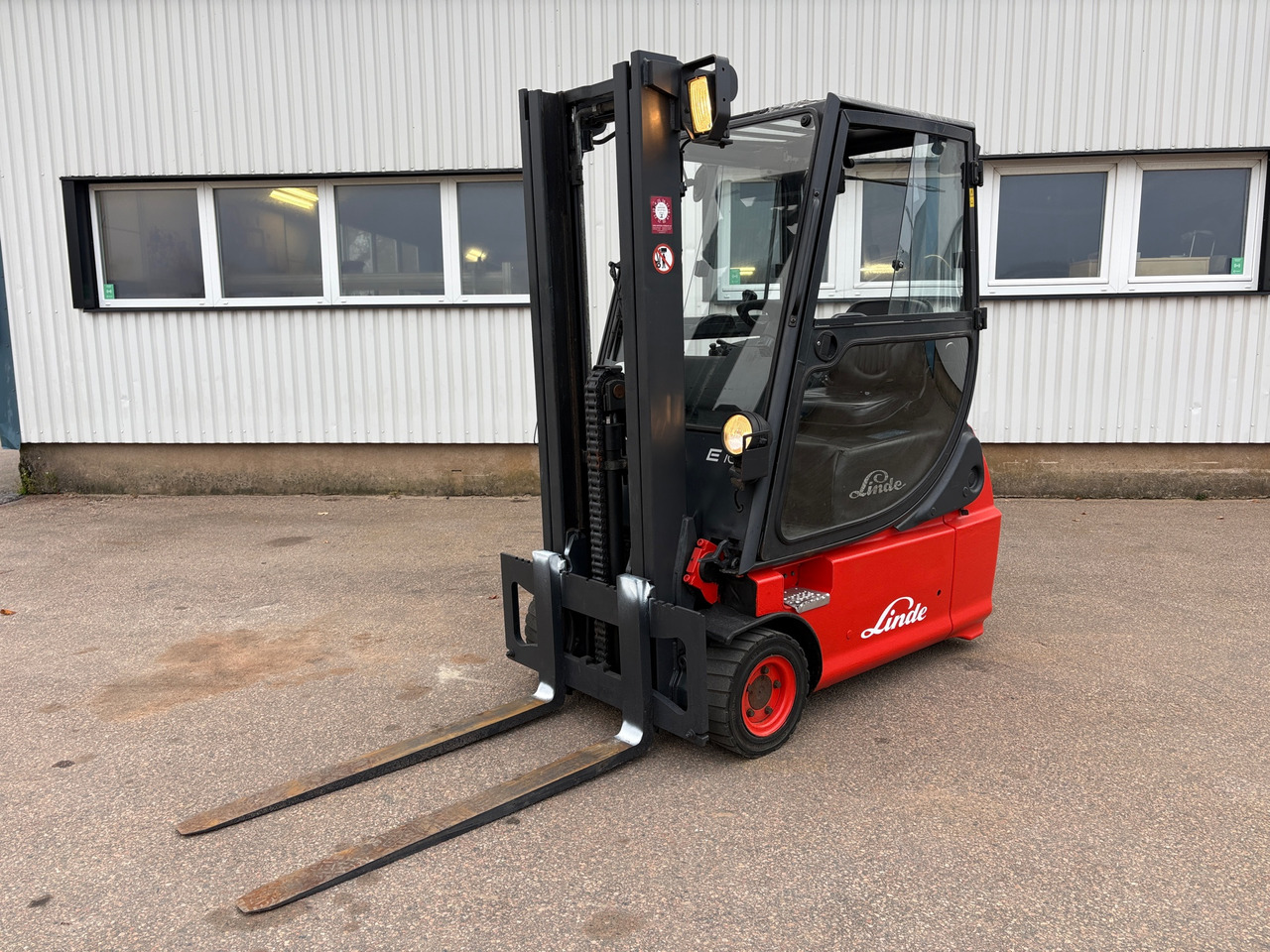 Linde E16 - Malzeme taşıma ekipmanı: fotoğraf 1 Linde E16 - Malzeme taşıma ekipmanı: fotoğraf 1
