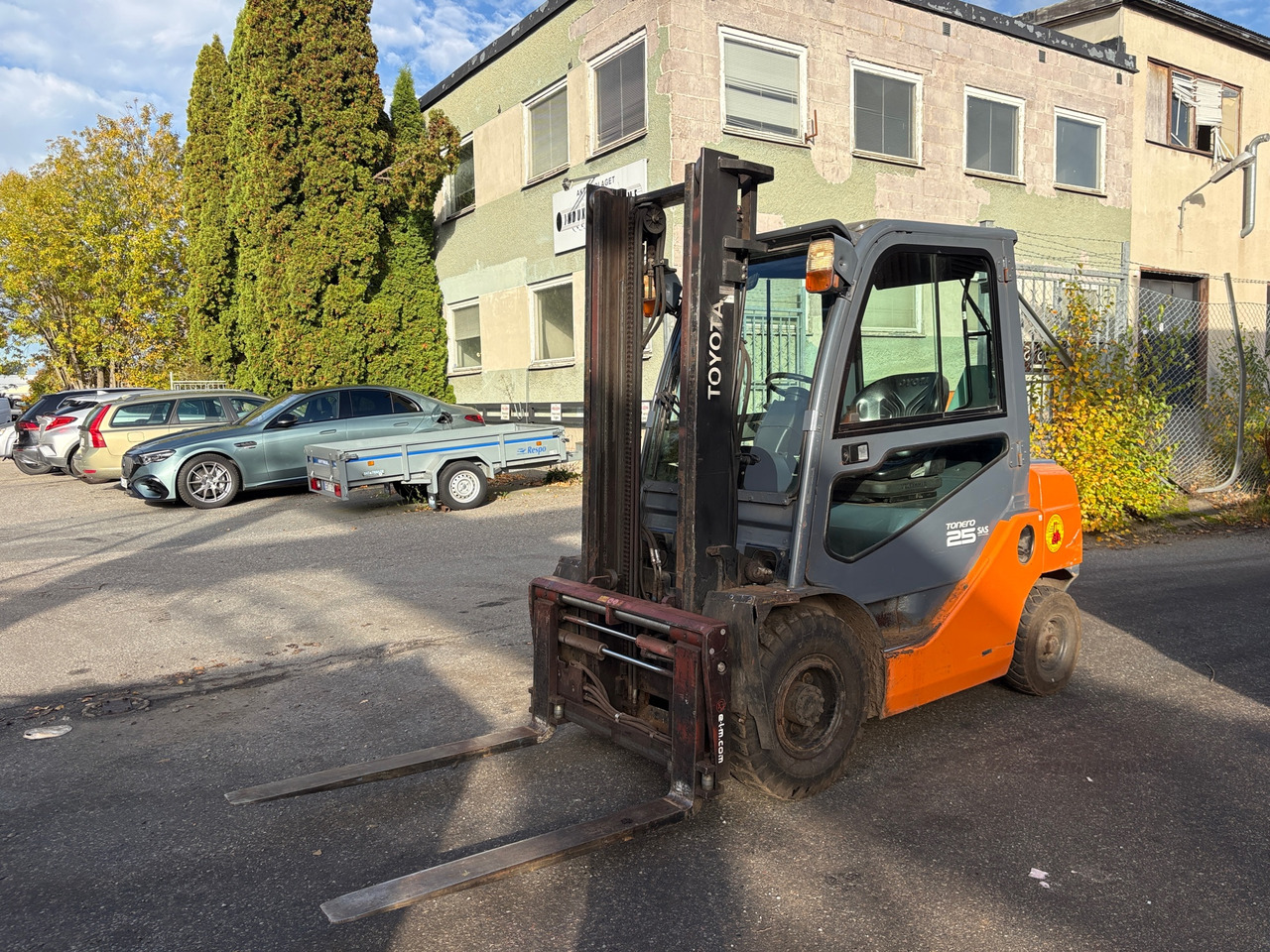 Toyota 02-8FDF25 - Malzeme taşıma ekipmanı: fotoğraf 1 Toyota 02-8FDF25 - Malzeme taşıma ekipmanı: fotoğraf 1