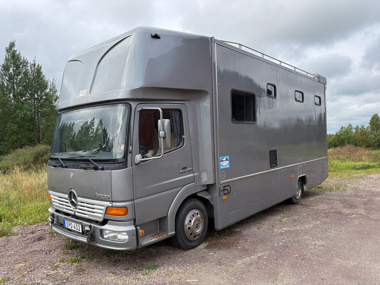 Mercedes-Benz 816 Atego - At taşıma aracı: fotoğraf 1 Mercedes-Benz 816 Atego - At taşıma aracı: fotoğraf 1