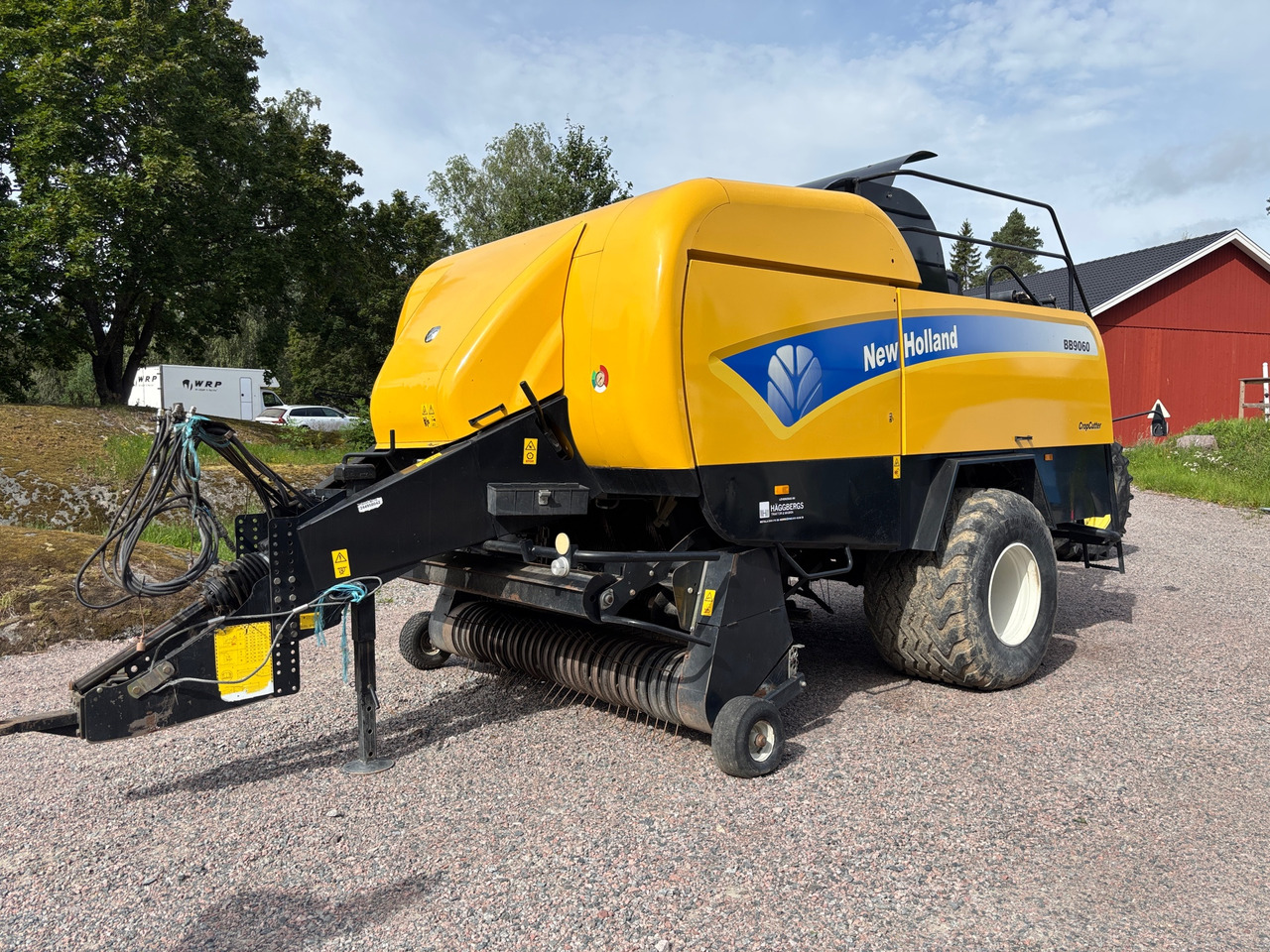 New Holland BB9060 - Silindirik balya makinesi: fotoğraf 1 New Holland BB9060 - Silindirik balya makinesi: fotoğraf 1