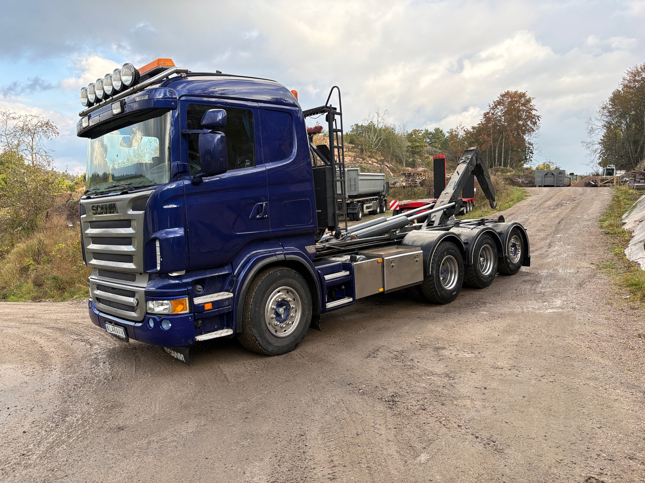 Scania R500 - Kancalı yükleyici kamyon: fotoğraf 1 Scania R500 - Kancalı yükleyici kamyon: fotoğraf 1