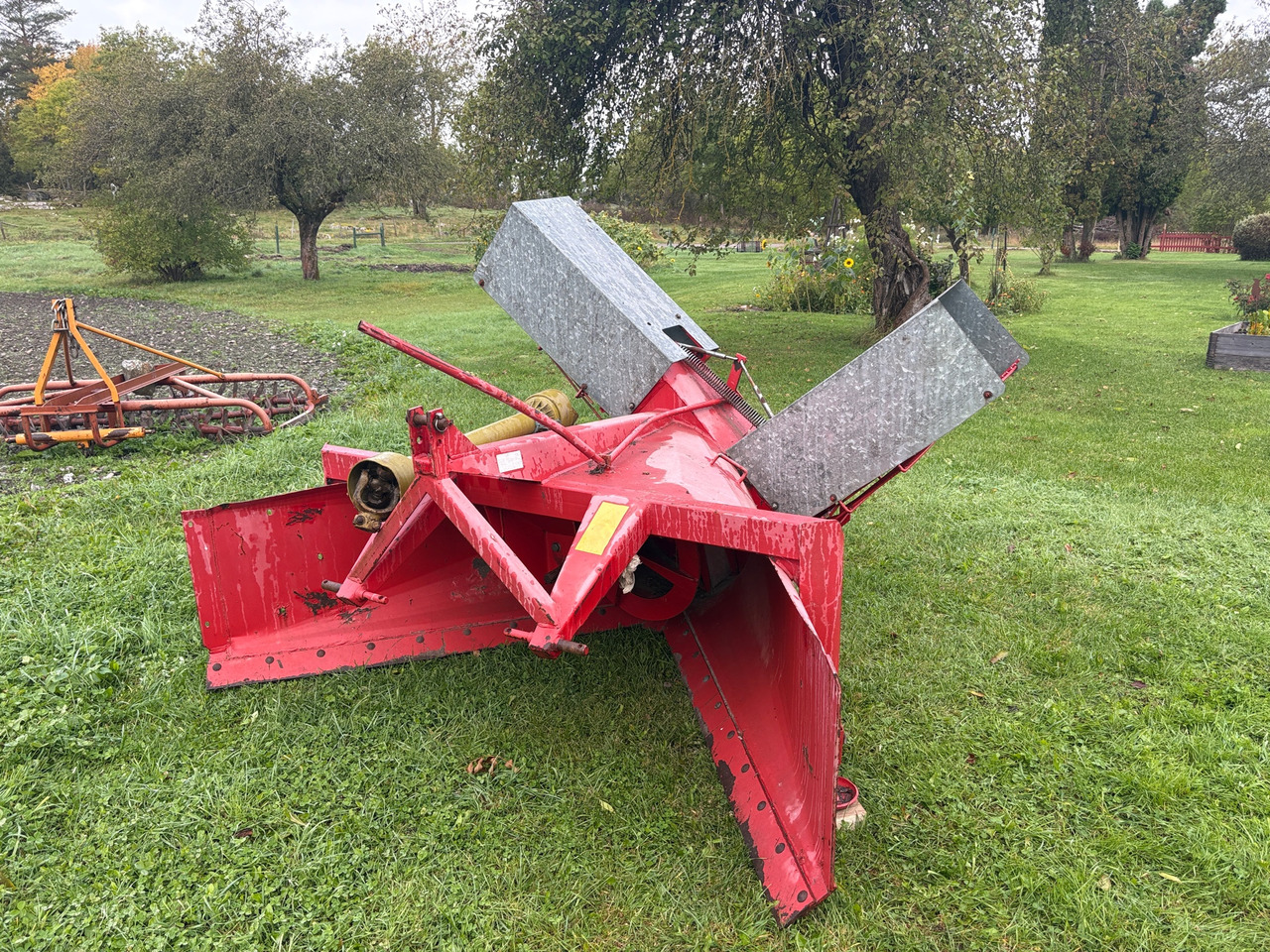 Trejon Optimal 225/2 - Kar püskürtme makinesi: fotoğraf 1 Trejon Optimal 225/2 - Kar püskürtme makinesi: fotoğraf 1