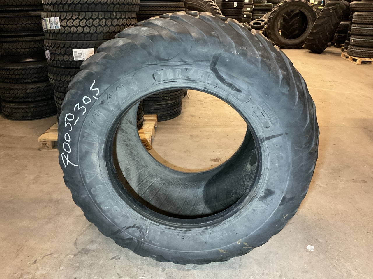 Trelleborg 700/50-30.5 - Lastik - Tarım araçları: fotoğraf 1 Trelleborg 700/50-30.5 - Lastik - Tarım araçları: fotoğraf 1