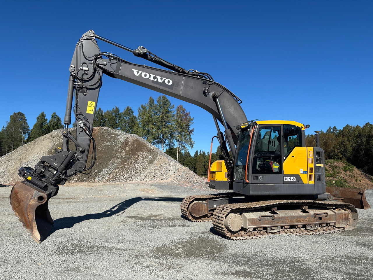 Volvo ECR235EL - Ekskavatör: fotoğraf 1 Volvo ECR235EL - Ekskavatör: fotoğraf 1