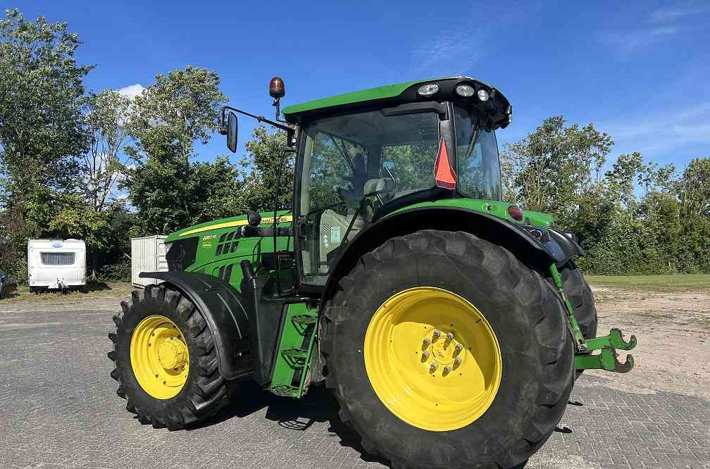 John Deere 6.150R 6150R powerquad - Traktör: fotoğraf 2 John Deere 6.150R 6150R powerquad - Traktör: fotoğraf 2