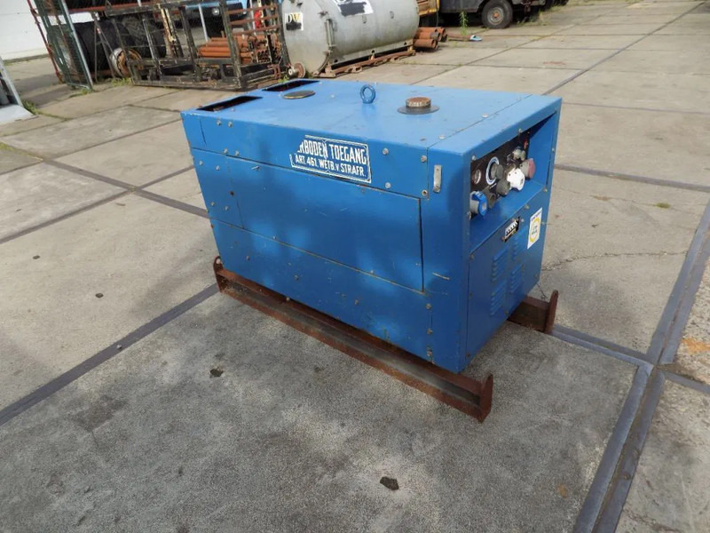 Lincoln Petbow panther 270 Lasdiesel - Elektrikli jeneratör: fotoğraf 2 Lincoln Petbow panther 270 Lasdiesel - Elektrikli jeneratör: fotoğraf 2