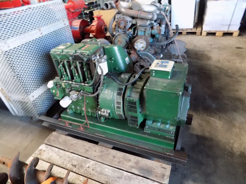 Elektrikli jeneratör Lister aggregaat 3 cill. lister 25 kva met stamford dynamo keuze uit 2 stuks: fotoğraf 12
